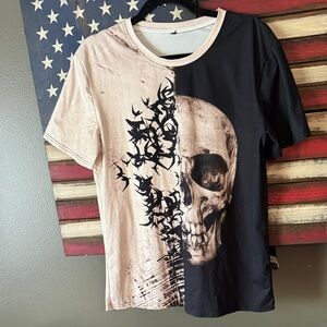 Half Skull Graphic T-Shirt